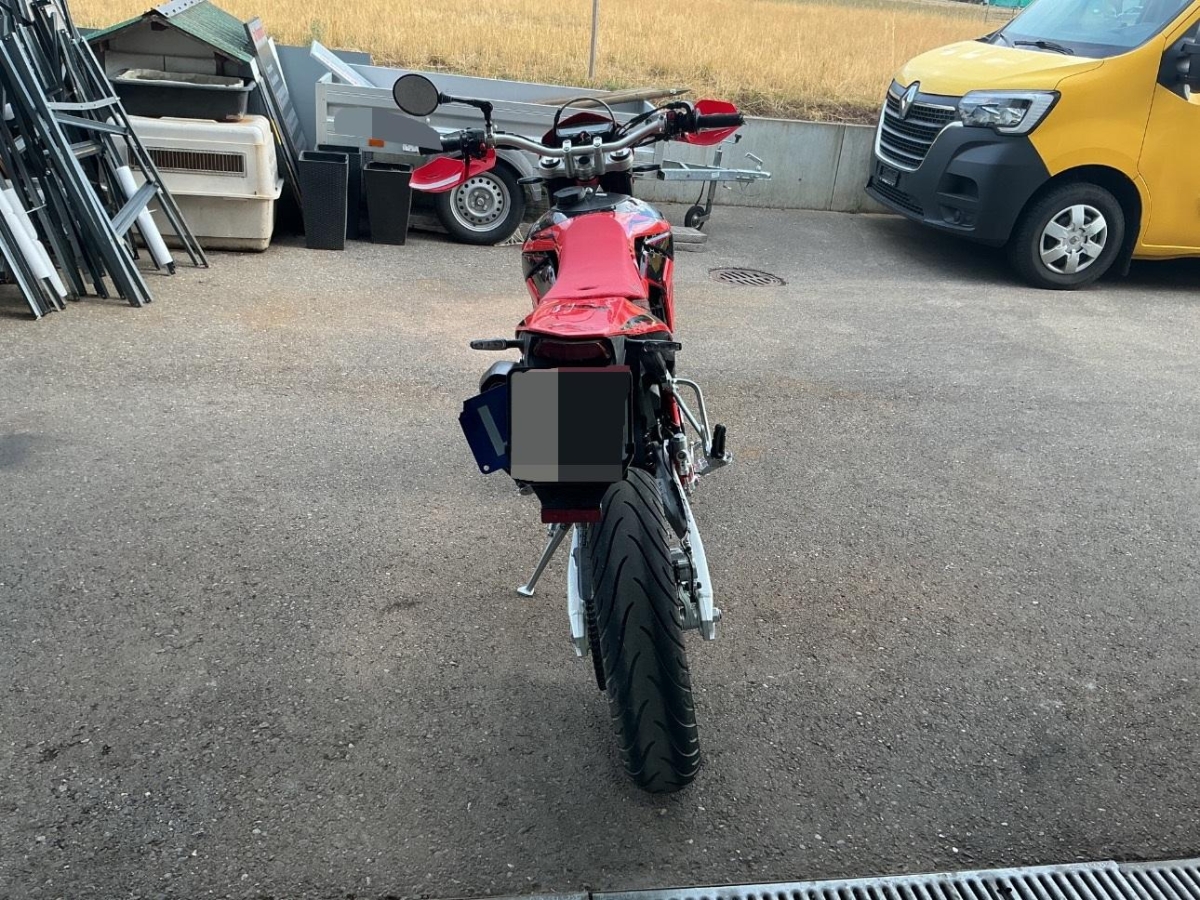 T6