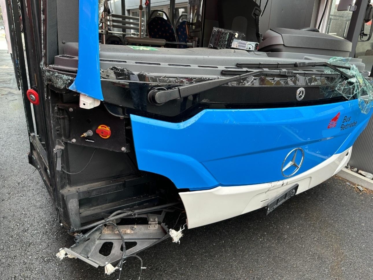 T18
