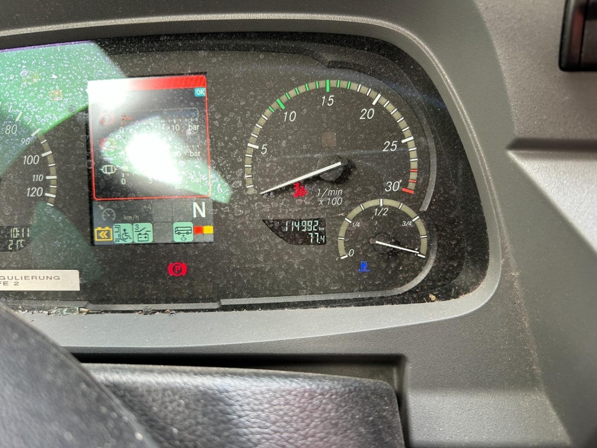 T8