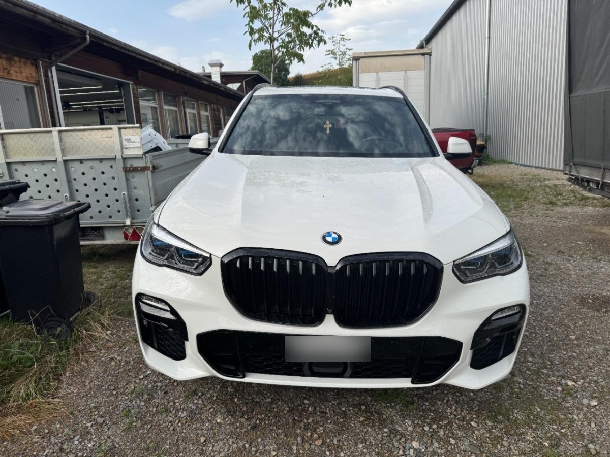 T7