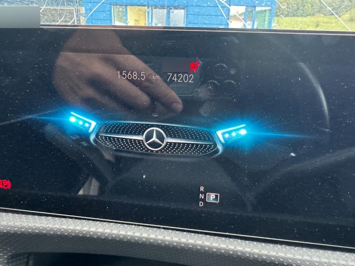 T12