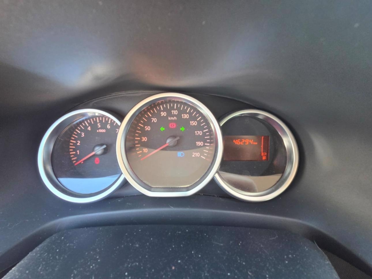 T9