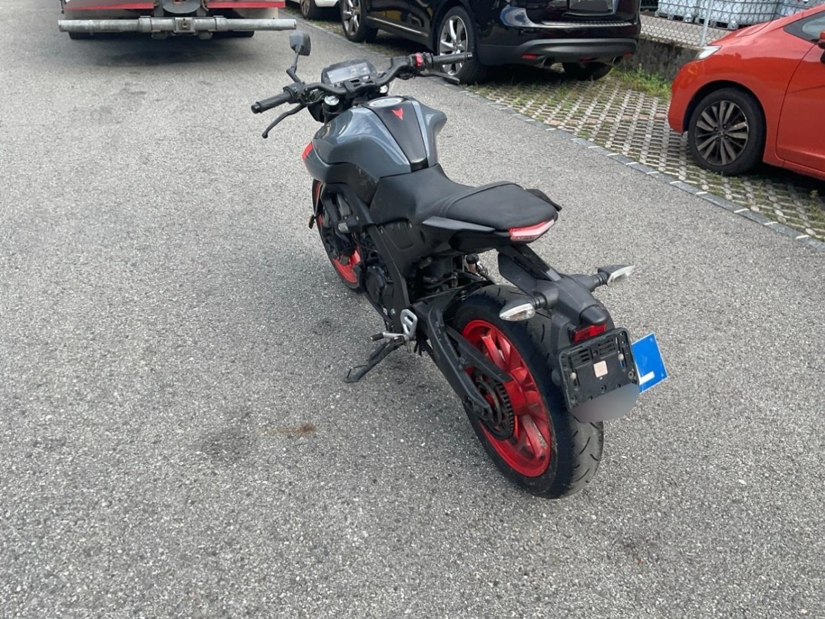 T1