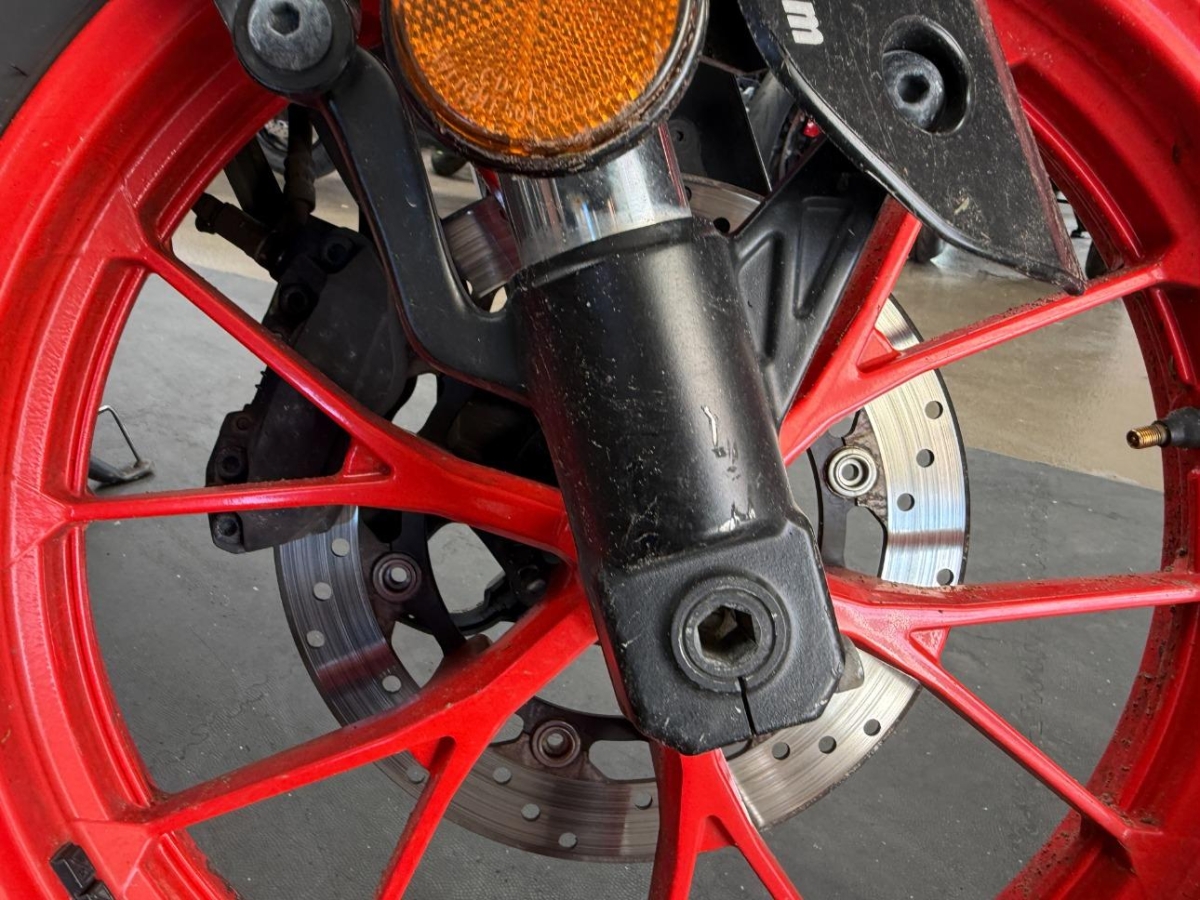T18