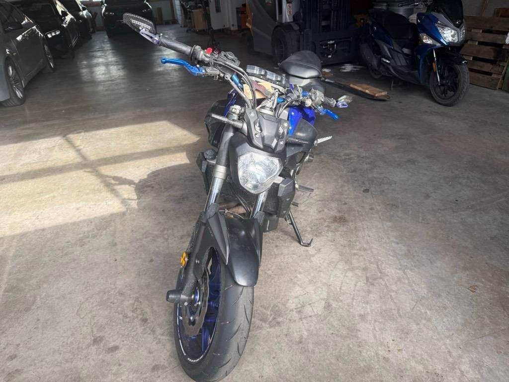 T8