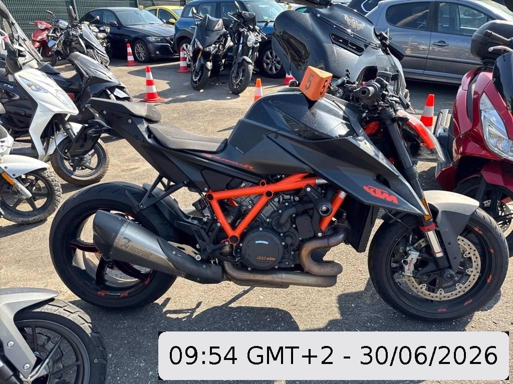 T8