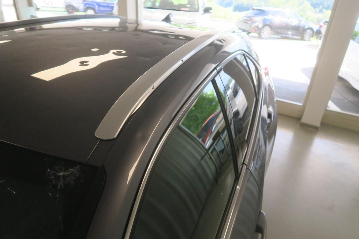 T12
