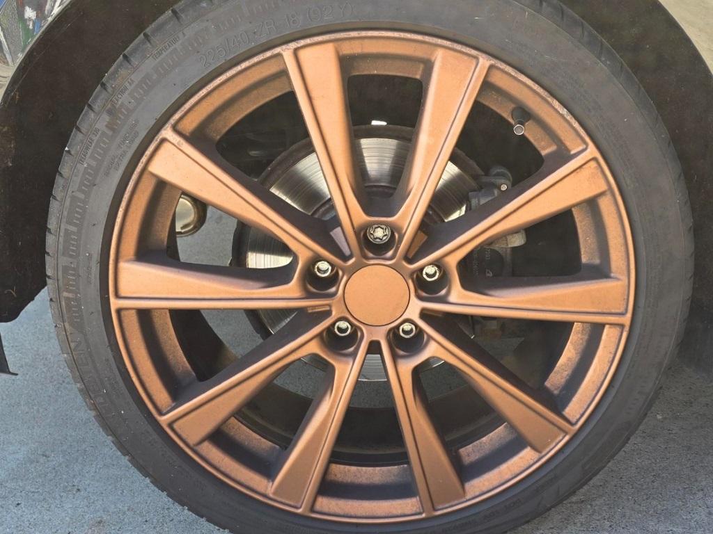 T18