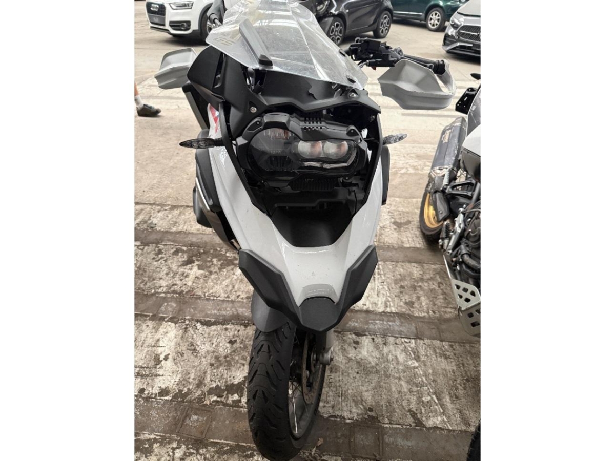 T10