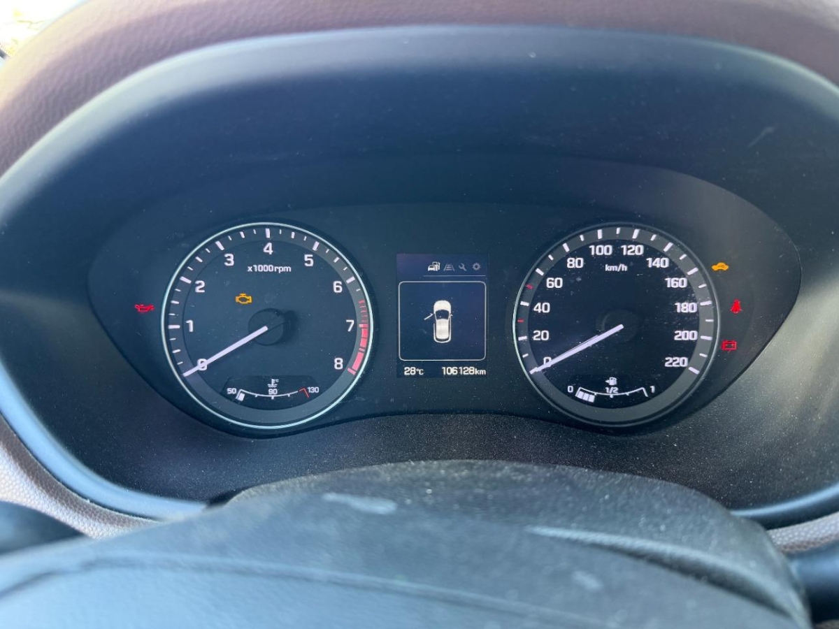 T12