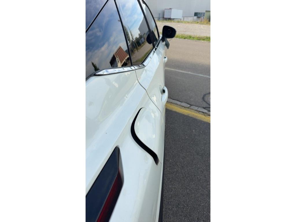 T18