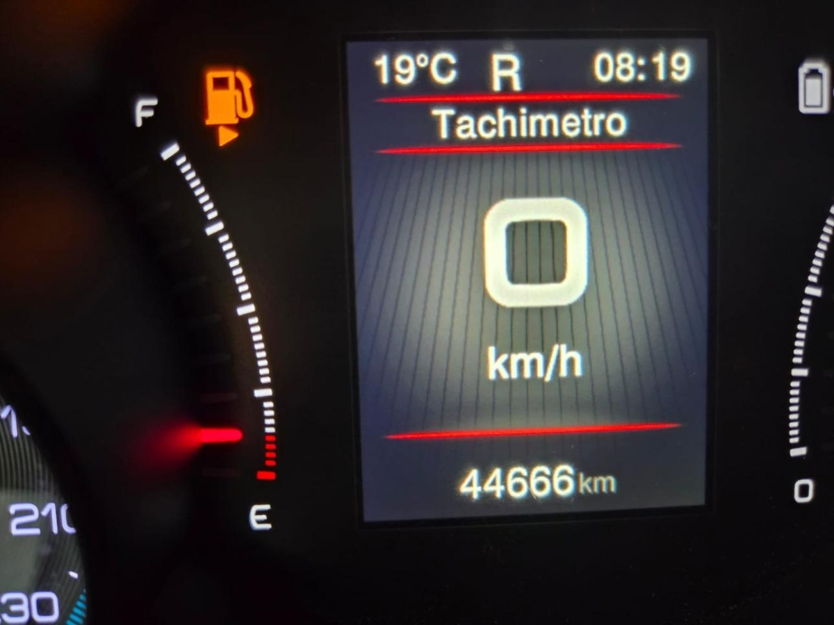 T9