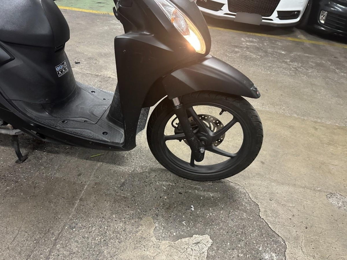 T12