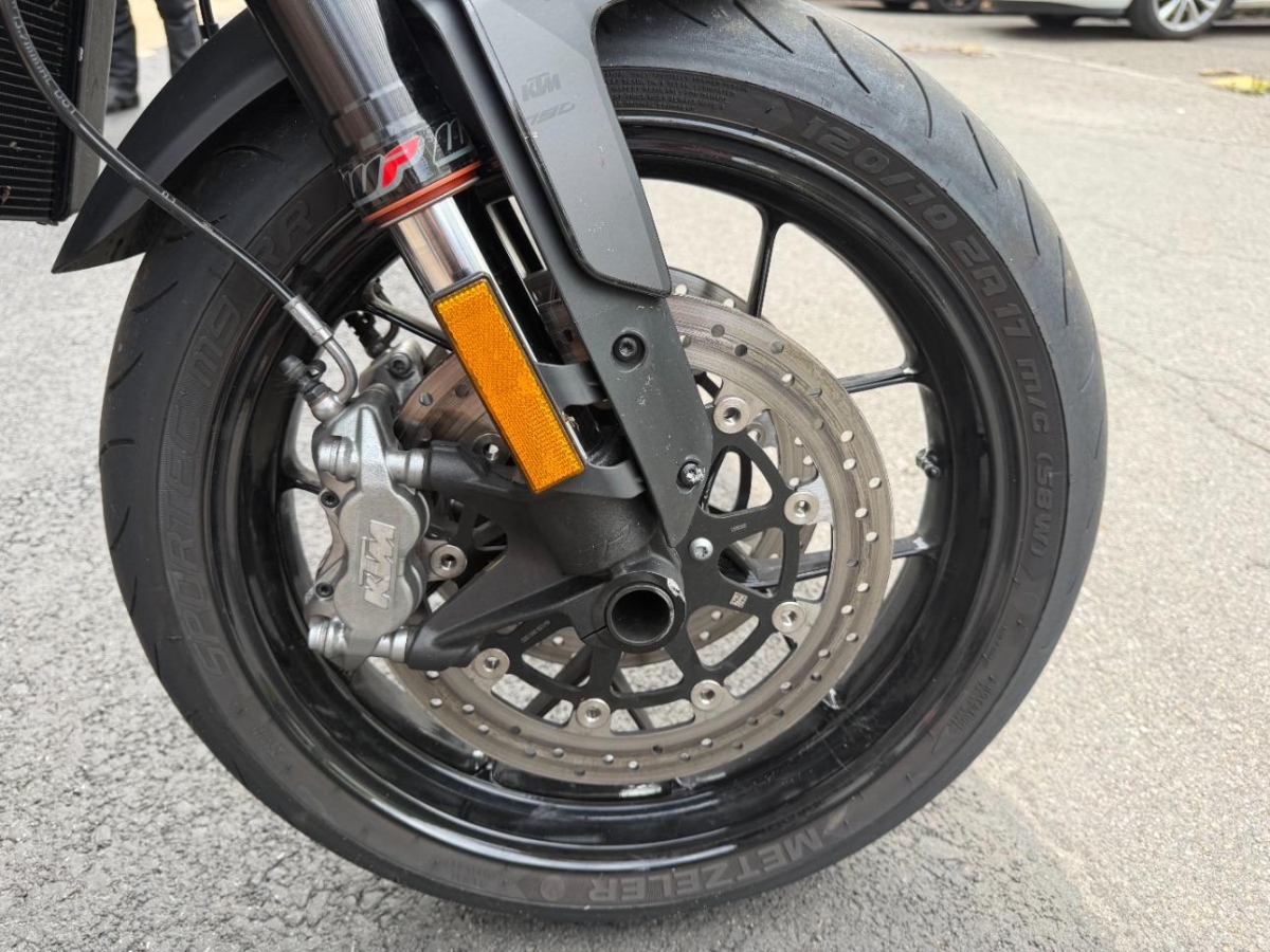 T15