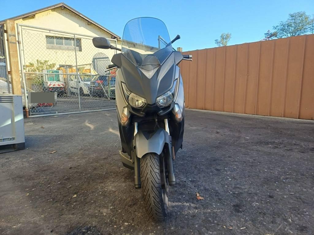 T8