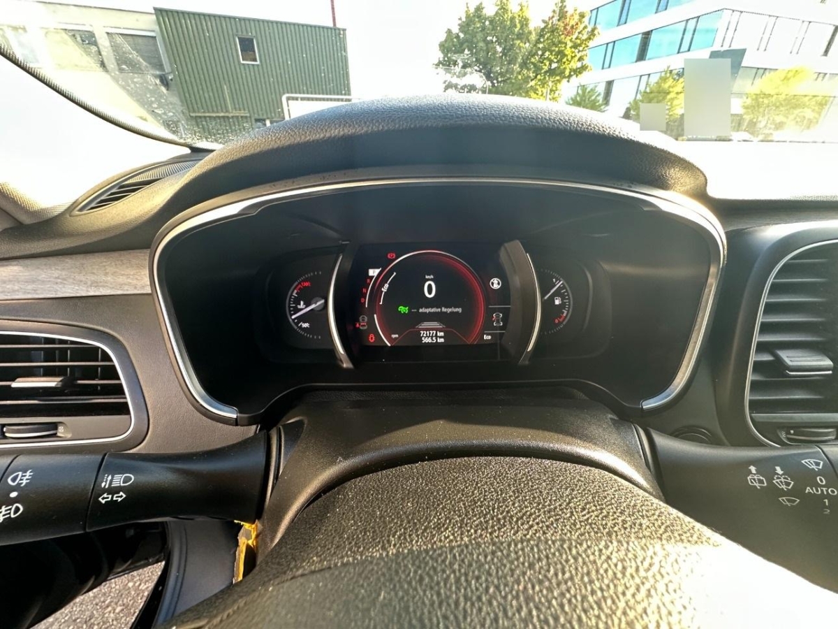 T12