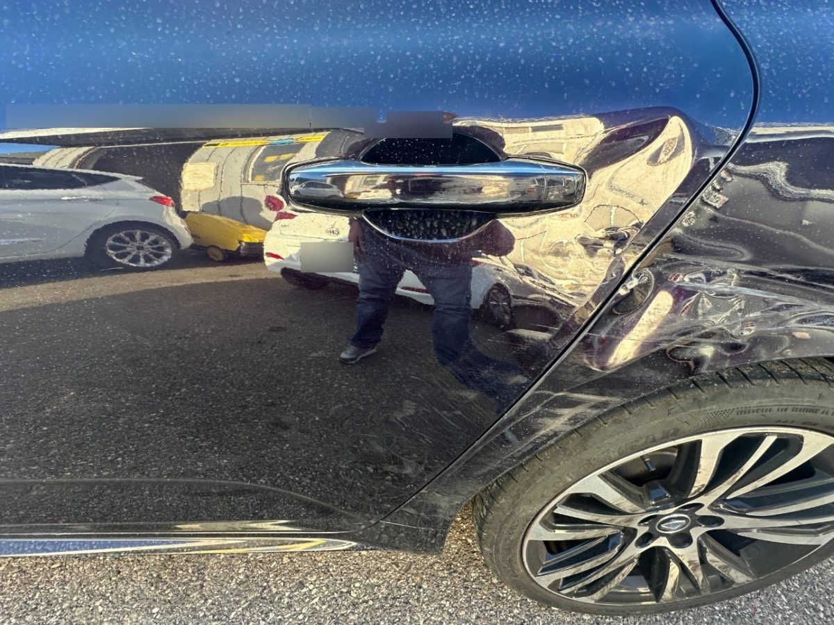 T18