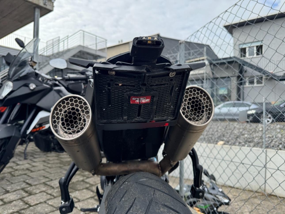 T11