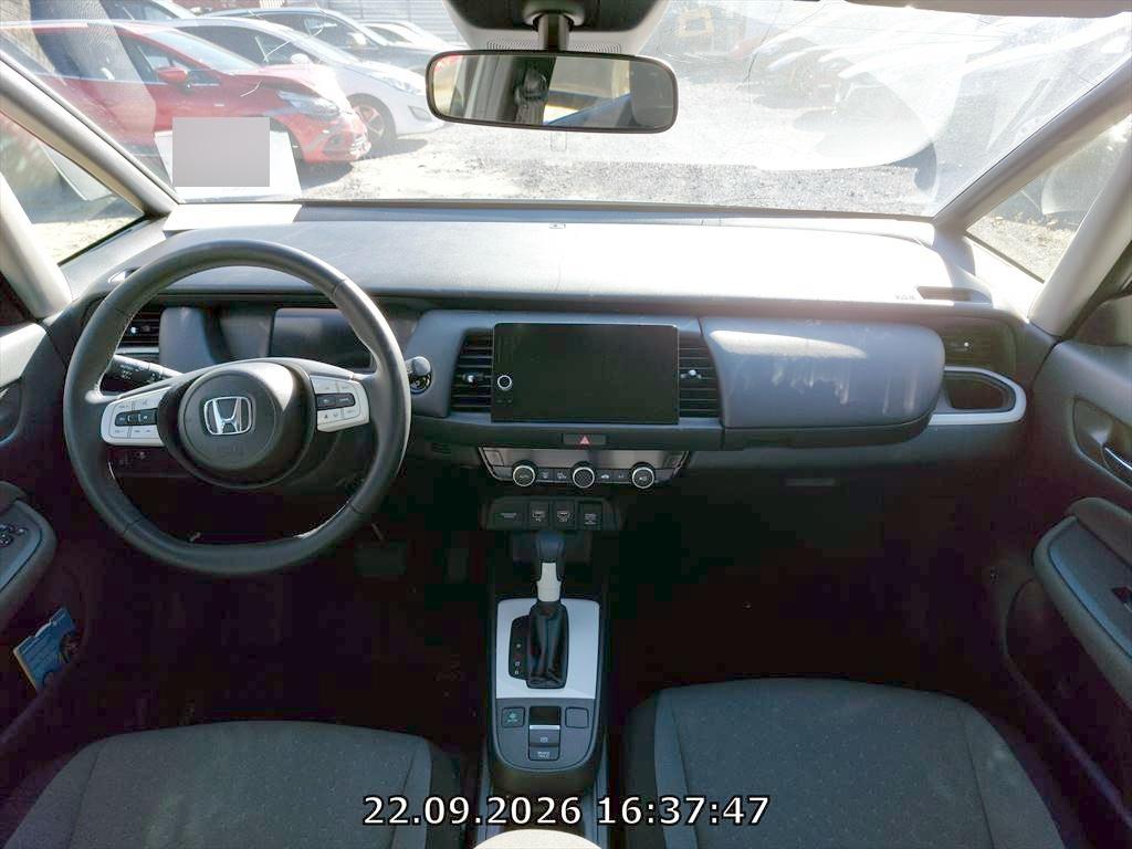 T9