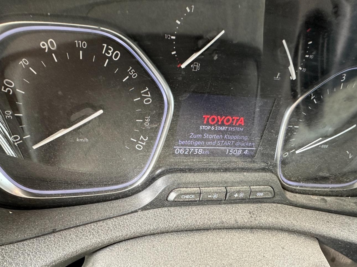 T10