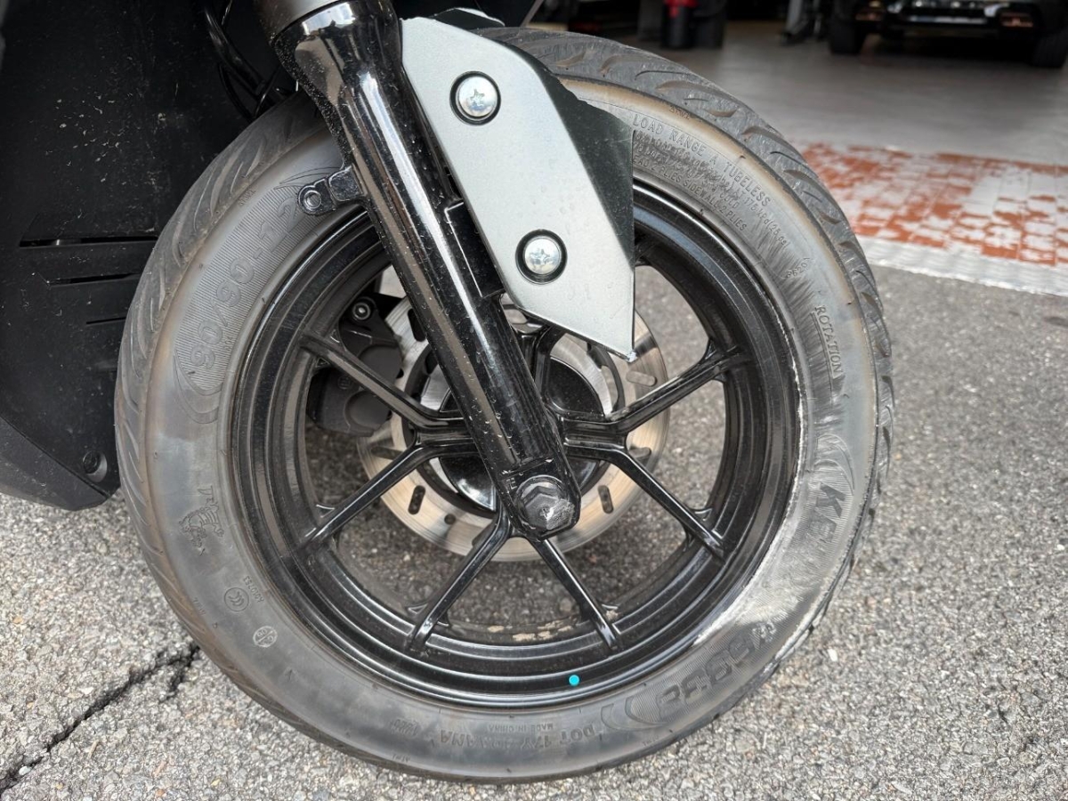 T8