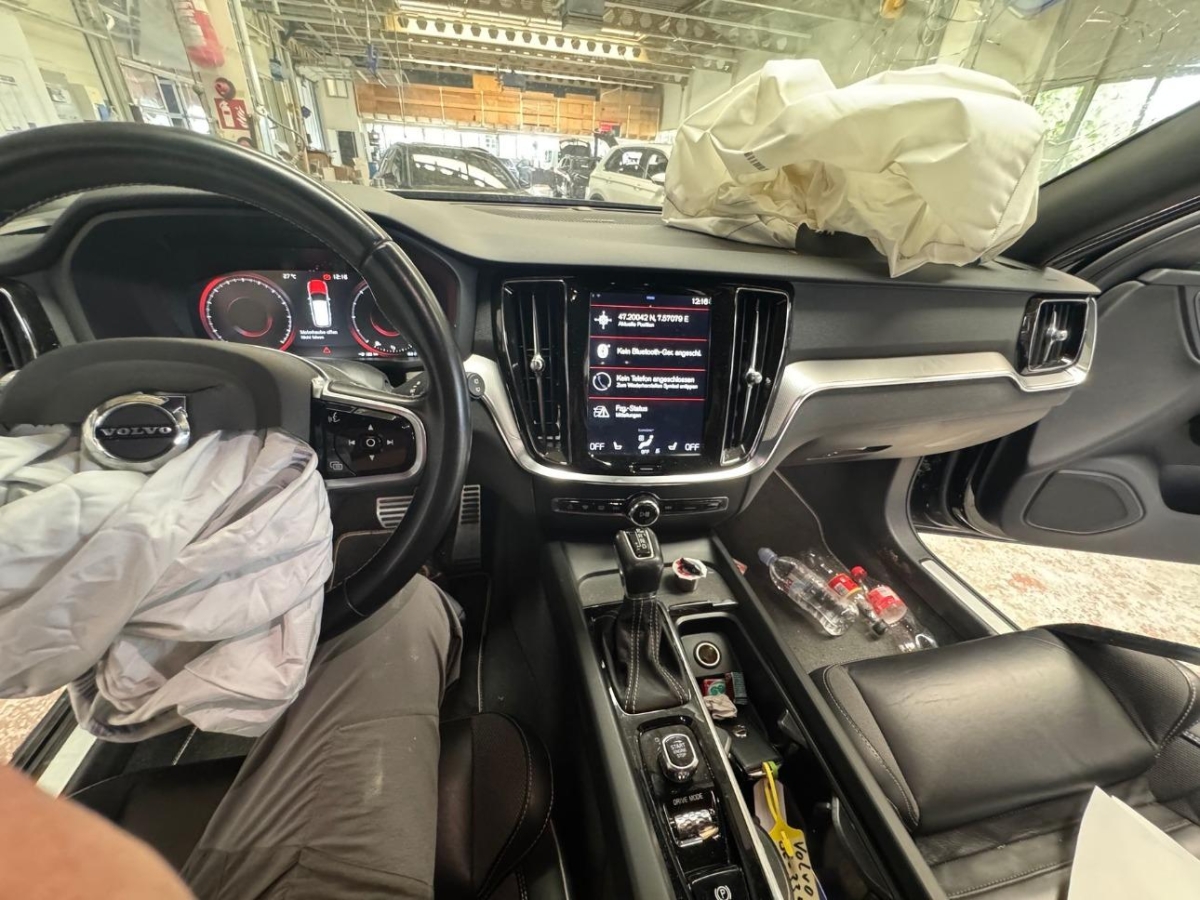 T8