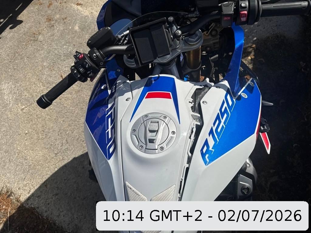 T8