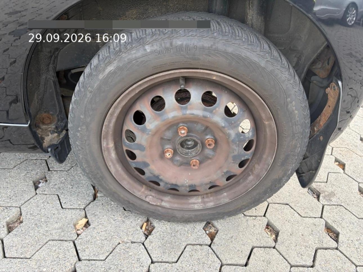T12