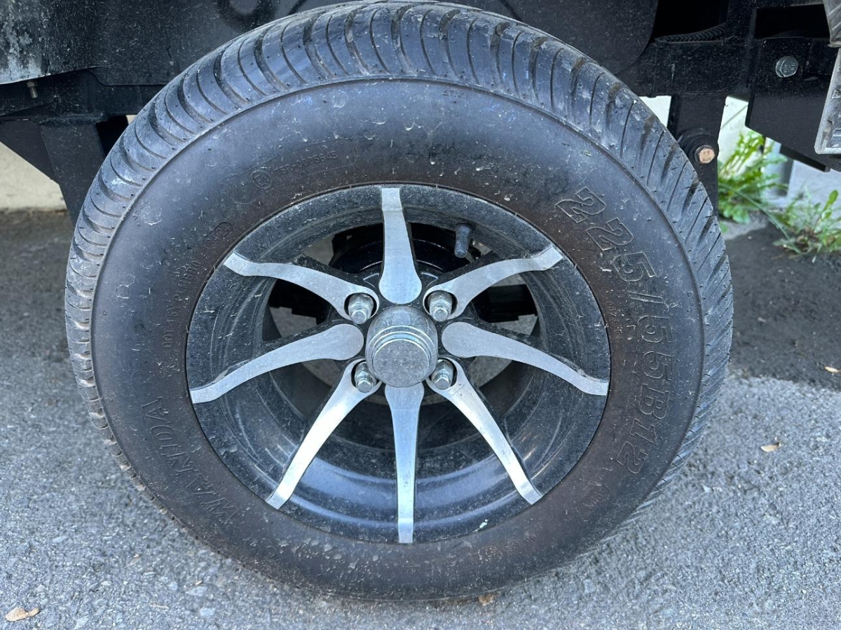 T18