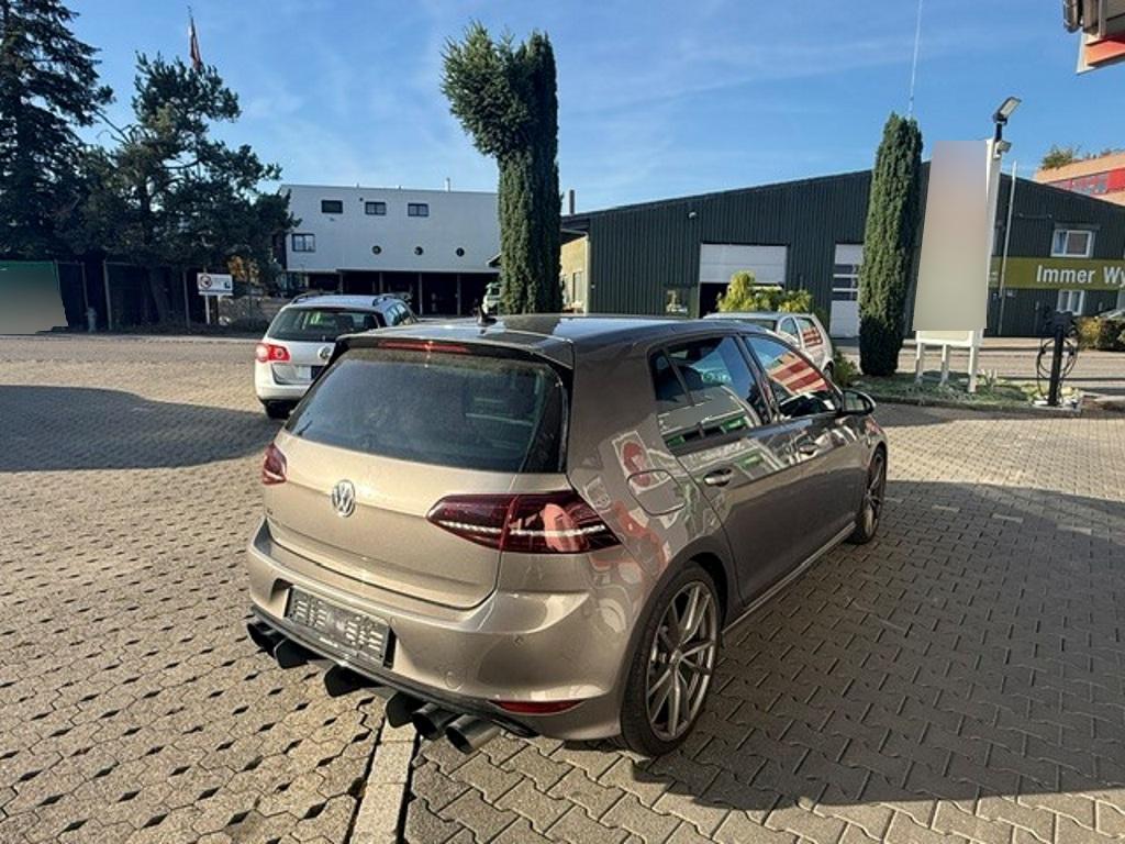 T3
