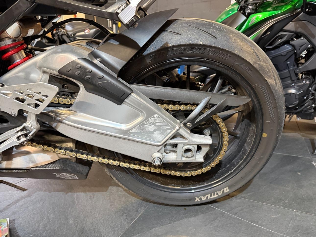 T10