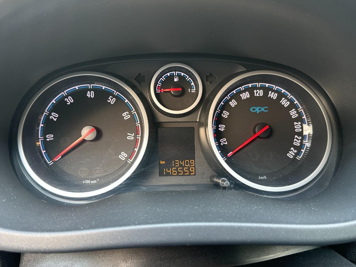 T8