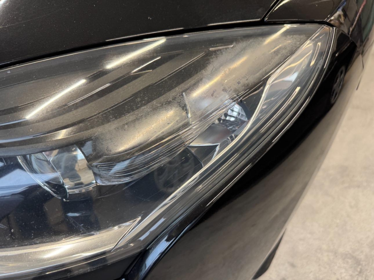 T18