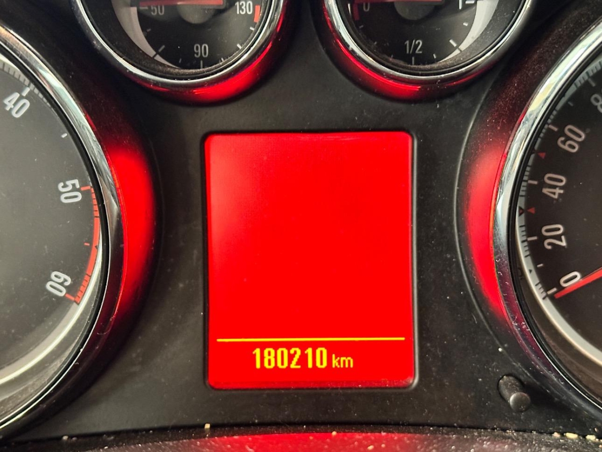 T9