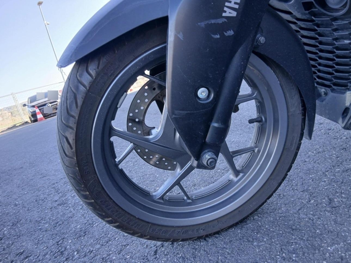 T12