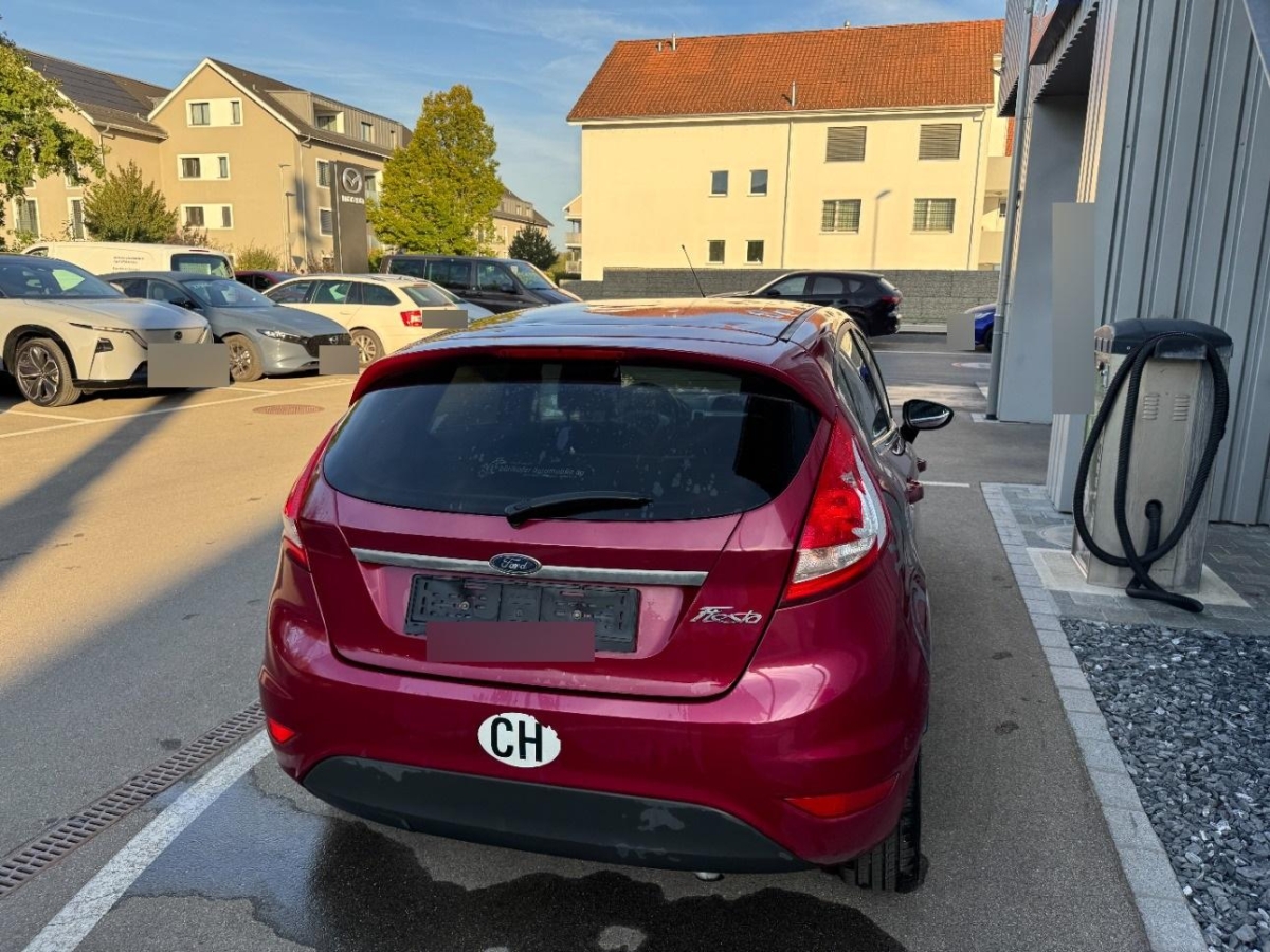 T4