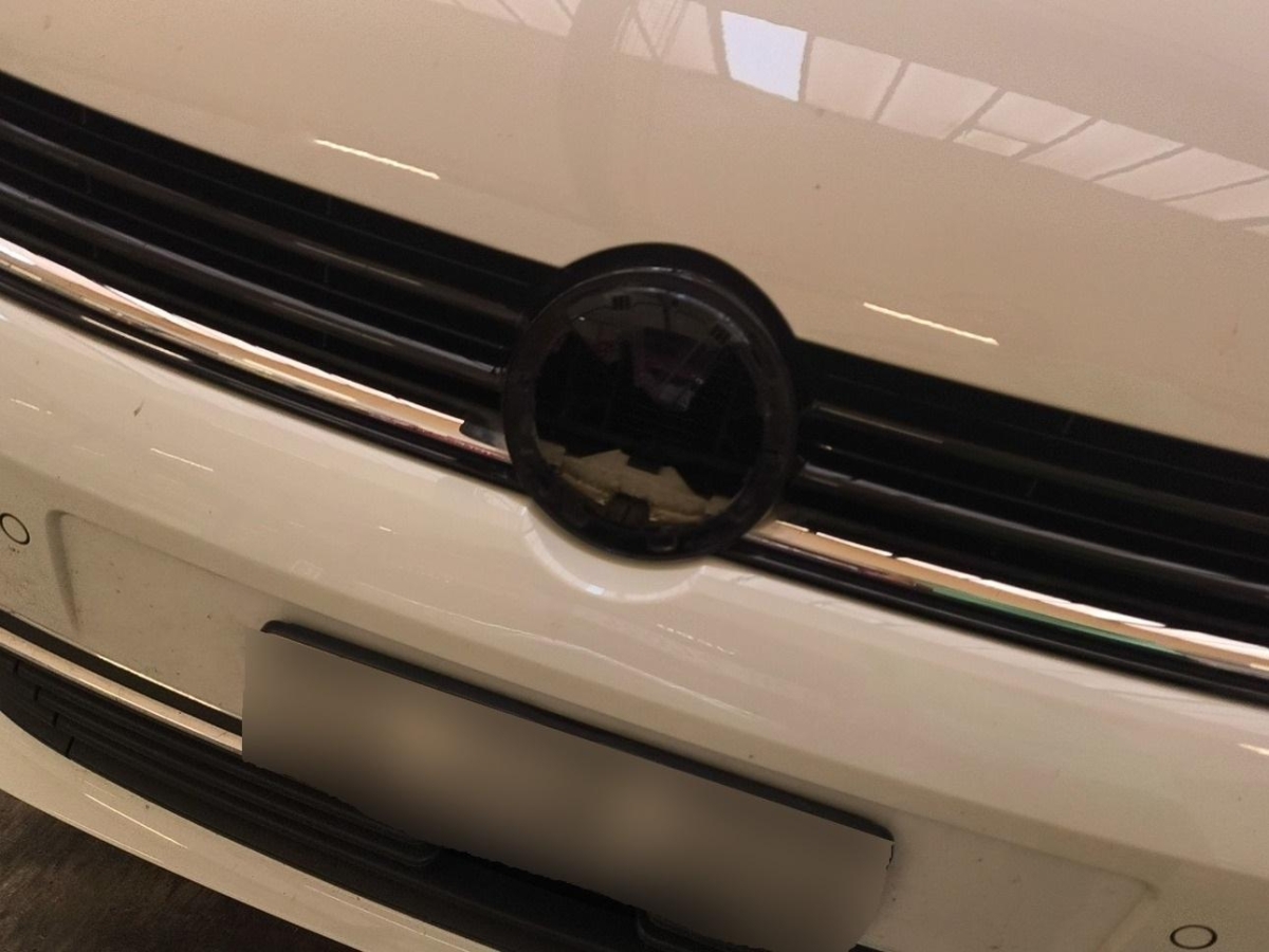 T11