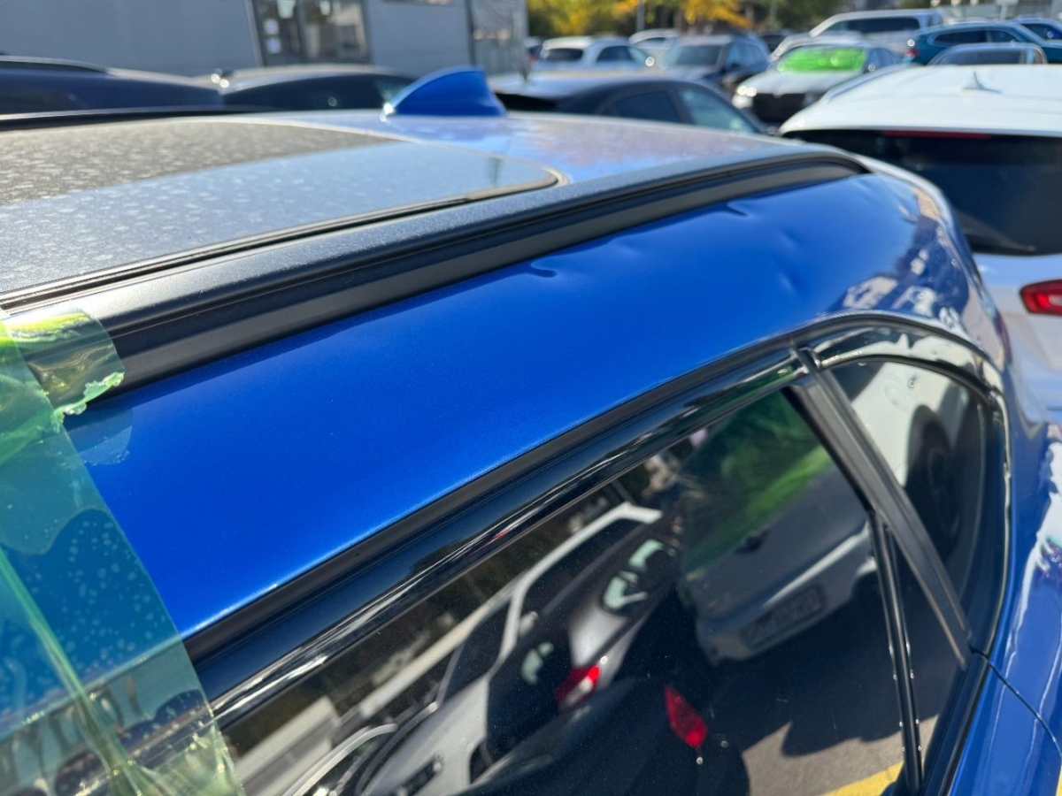T18