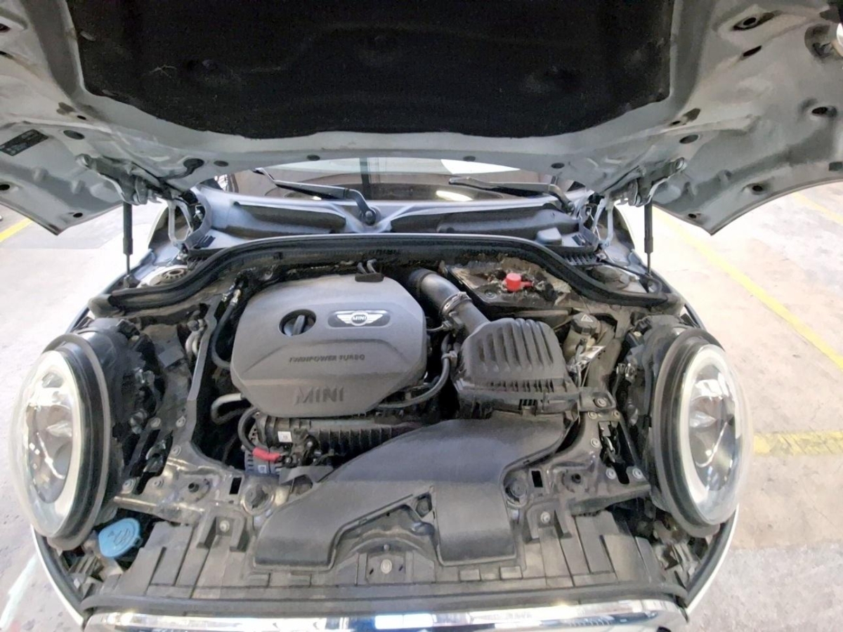T9