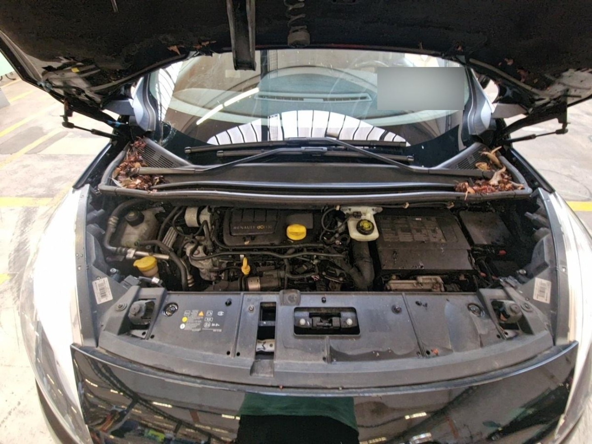 T9