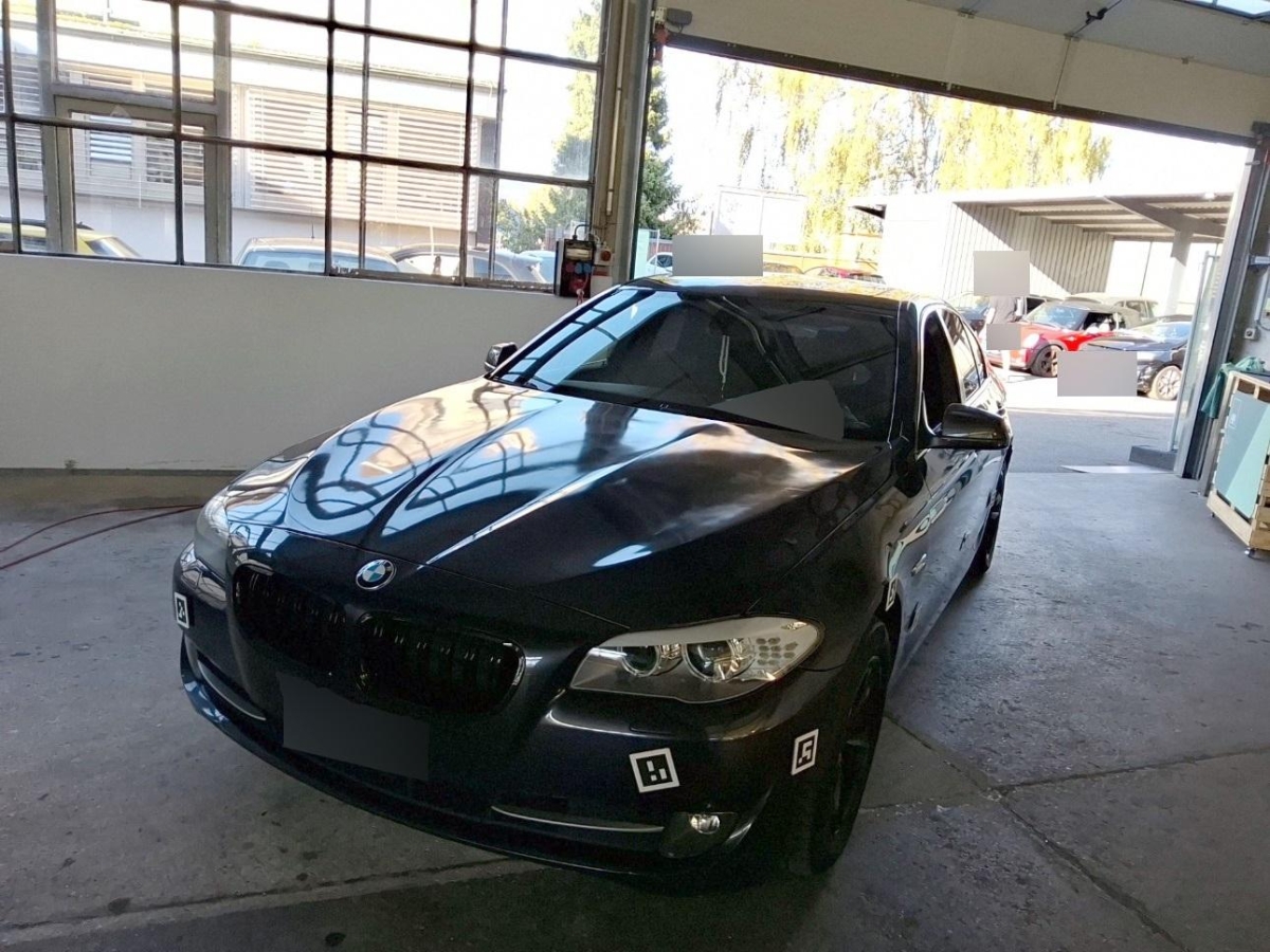 T1