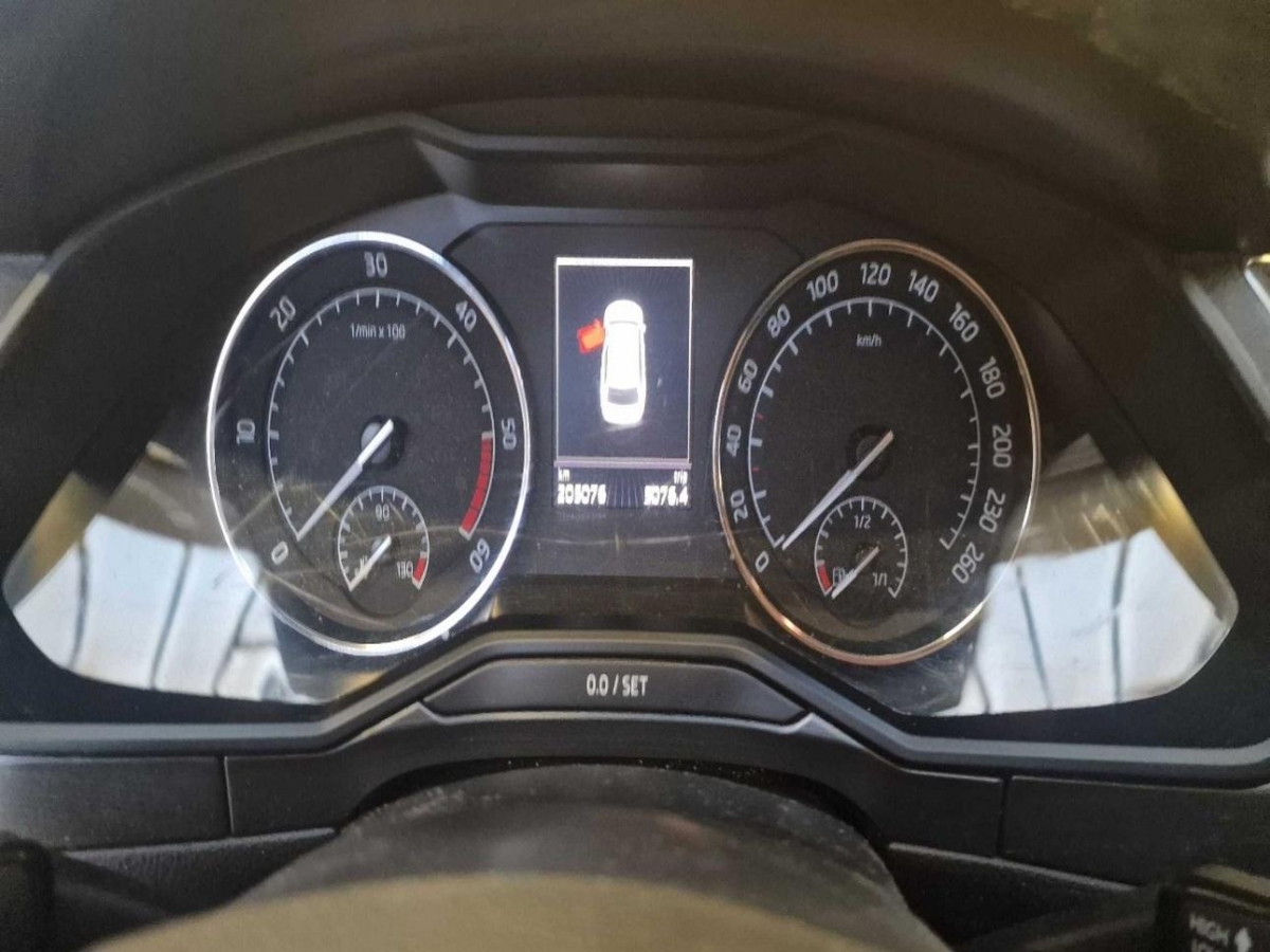 T8