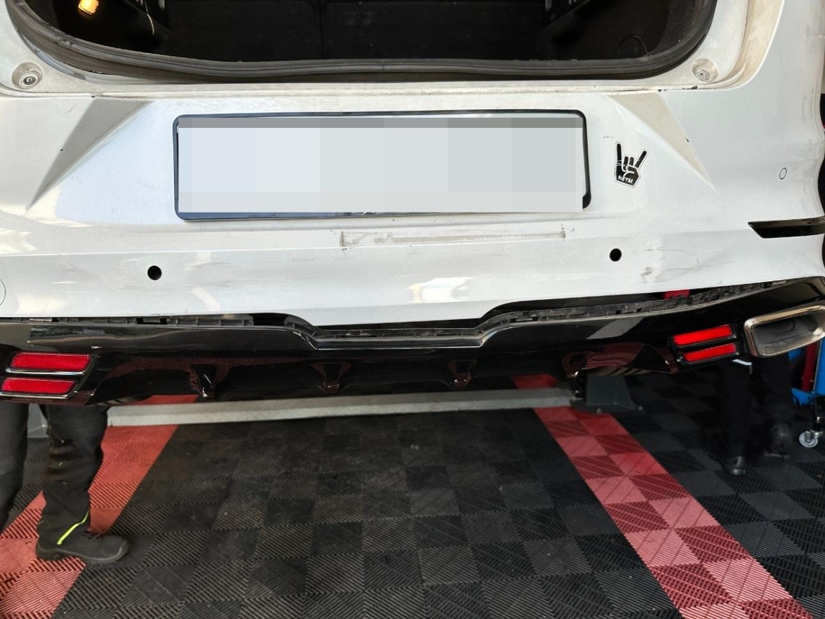 T10