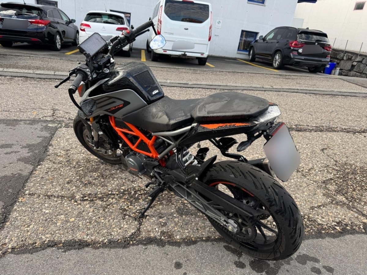 T4