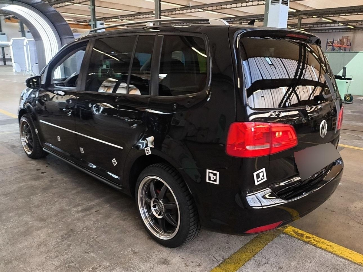 T4