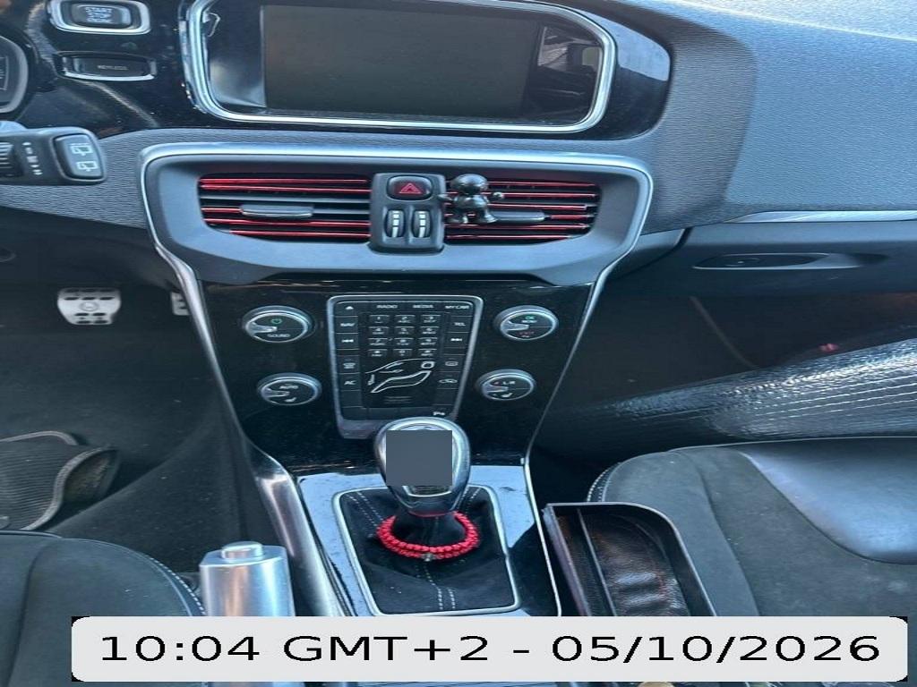 T8