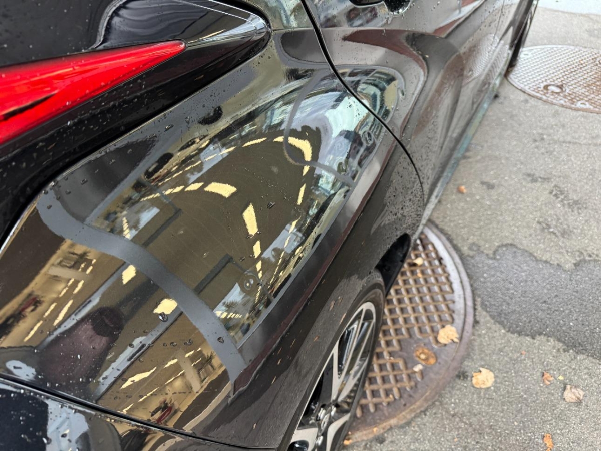 T18