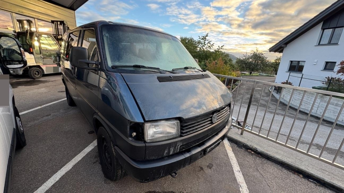 T4