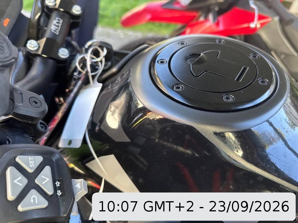 T8