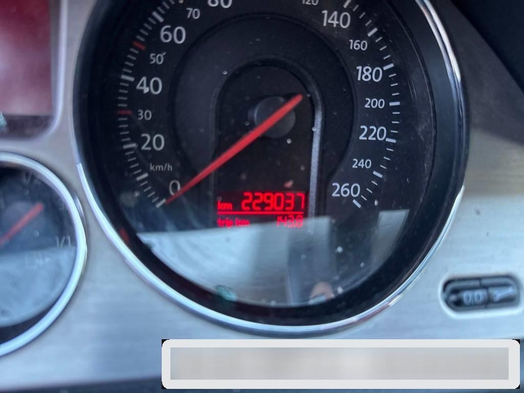 T10